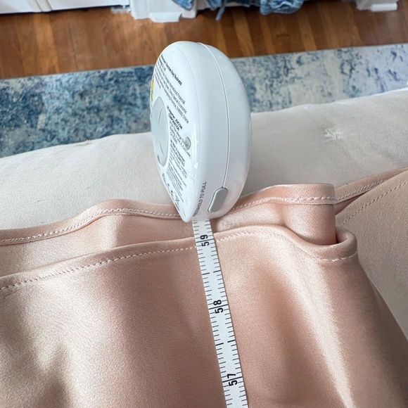 Alice + Olivia Valentina Maxi Dress - Picture 6 of 7